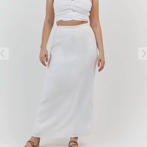 Dissh Linen Skirt